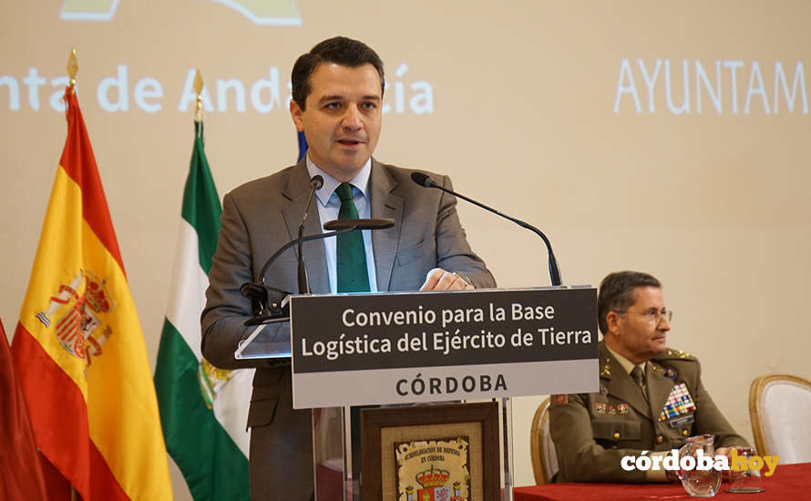 José María Bellido, en la firma de los protocolos económicos para la futura Base Logística militar de Córdoba