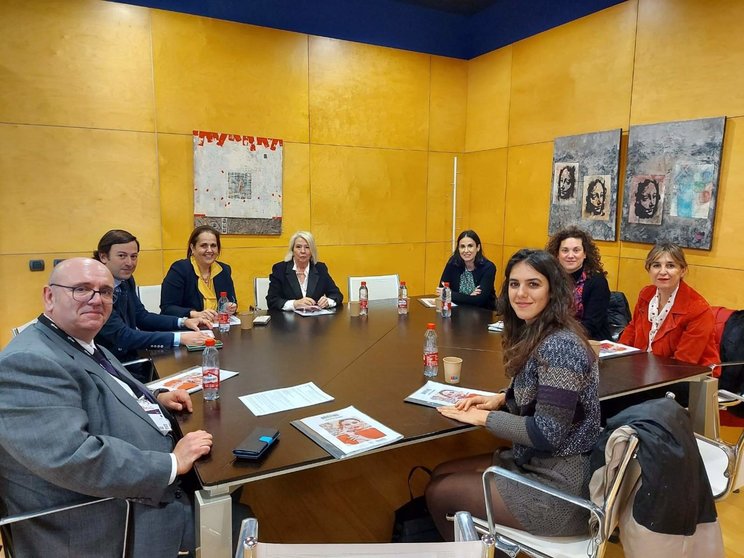 Reunión entre el Imdeec, la Asociación Provincial de Joyeros, Plateros y Relojeros de Córdoba San Eloy y Renfe