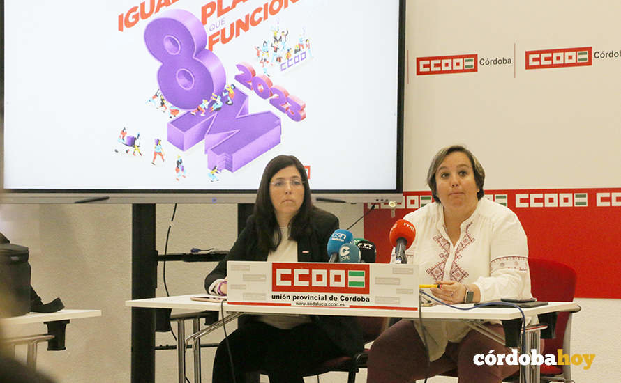Raquel Ruiz y Patricia Laguna, en la presentación del Informe sobre la Situación de la Mujer en Andalucía de CCOO