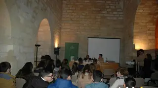 Taller La mujer Tutelada en el Archivo Provincial