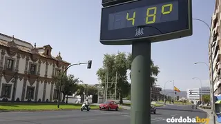 Un term&oacute;metro con 48 grados en la capital cordobesa en septiembre de 2016