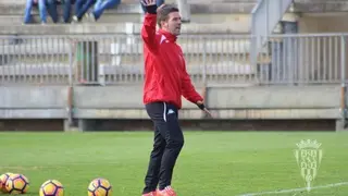 Luis Carri&oacute;n entrenamiento