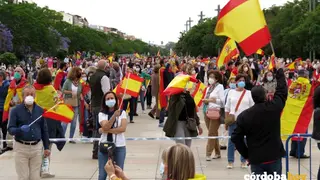 Cacerolada contra el Gobierno en el Vial 3