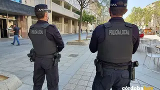 Agentes de la Polic&iacute;a Local de C&oacute;rdoba