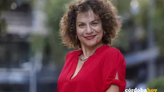 Pilar Basc&oacute;n posa para C&oacute;rdoba Hoy