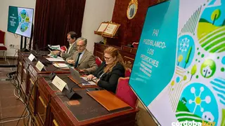 Salvador Fuentes en la presentaci&oacute;n de la adjudicaci&oacute;n de estos fondos FORTO DIPUTACI&Oacute;N DE C&Oacute;RDOBA