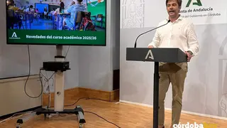 El delegado de Desarrollo Educativo y Formaci&oacute;n Profesional de la Junta en C&oacute;rdoba, Diego Cop&eacute; FOTO JUNTA DE ANDALUC&Iacute;A