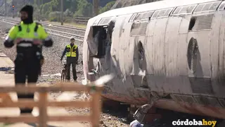 Agentes de la Guardia Civil en el accidente ferroviario de Adamuz, en una imagen de archivo