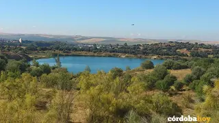 El lago azul