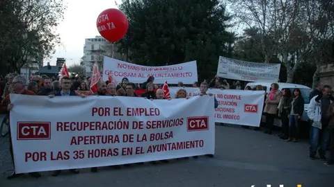 Manifestaci&oacute;n contra las pol&iacute;ticas del Ayuntamiento de CTA