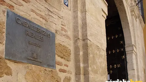 Entrada a las Caballerizas Reales, en una imagen de archivo