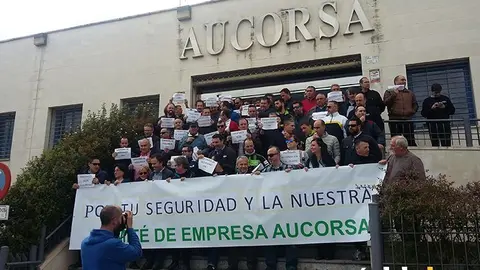 Concentraci&oacute;n en Aucorsa por la seguridad de la plantilla, en una imagen de archivo