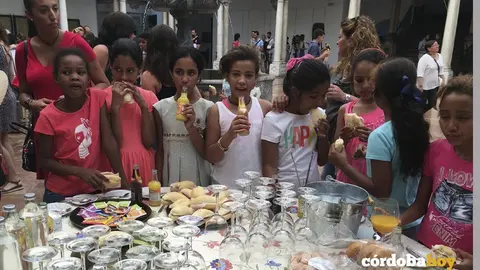 NI&Ntilde;OS SAHARAUIS 1