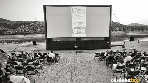 Ciclo cine Izn&aacute;jar