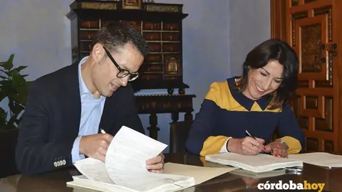 Firma del convenio de Empremacsa