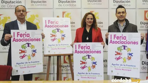 Aurora Barbero, diputada, presentando la Muestra de Cine Rural de Aguilar de la Frontera