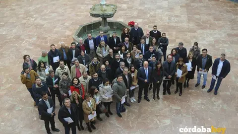 Antonio Ruiz, presidente de la Diputaci&oacute;n, y Felisa Ca&ntilde;ete, presidenta del IPBS, con los representantes de las ELA's de la provincia