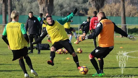 Entrenamiento del C&oacute;rdoba en la Ciudad Deportiva