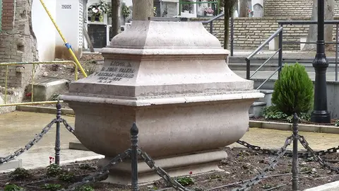 mausoleo juan varela