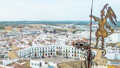Plaza hexagonal Aguilar de la Frontera