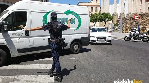 Polic&iacute;a Local y tr&aacute;fico