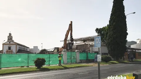Obras del Burger King en la Avenida de El Brillante