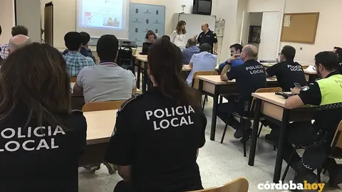 Curso a la Polic&iacute;a Local