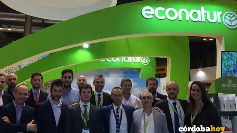 Representantes de Econatur. Foto-Web de Econatur