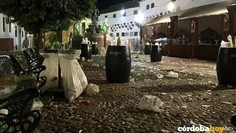 Suciedad en las Cruces de Mayo 