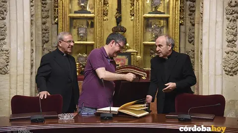 El ministro de Turismo en la Mezquita-Catedral