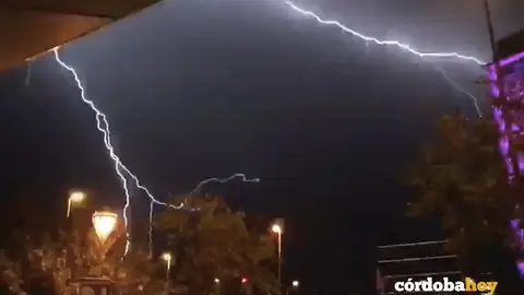 Imagen de archivo de una tormenta nocturna en C&oacute;rdoba
