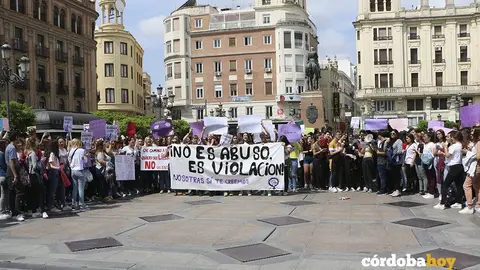 ESTUDIANTES
