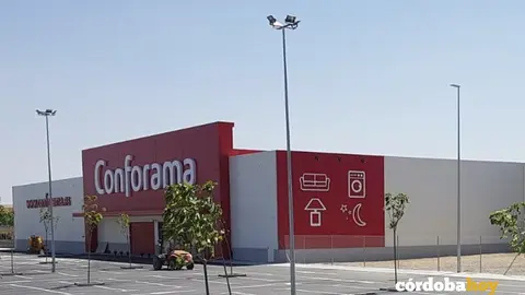 La nave de Conforama en C&oacute;rdoba
