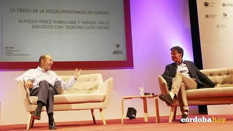 Alfredo P&eacute;rez Rubalcaba y Manuel Valls en el Congreso de la SER sobre bienestar