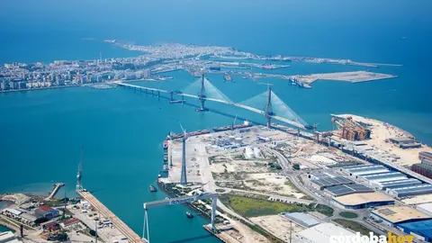 Puerto Bah&iacute;a de C&aacute;diz