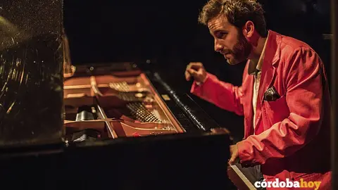 Chico P&eacute;rez al piano