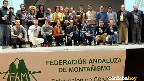 Entrega de premios a los ganadores de las grandes traves&iacute;as de monta&ntilde;ismo