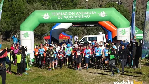 Salida de la de la I Marcha N&oacute;rdica Sierra de C&oacute;rdoba