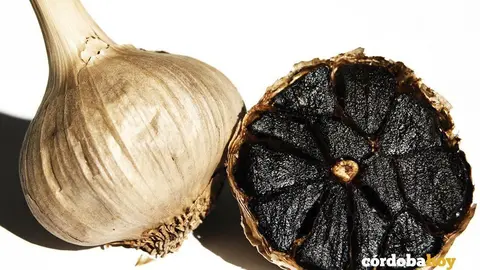 Ajo negro de Montalb&aacute;n