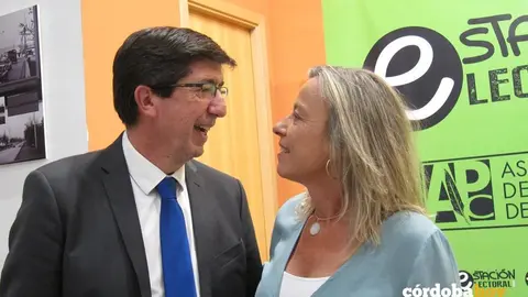 Juan Mar&iacute;n con Isabel Alb&aacute;s en C&oacute;rdoba