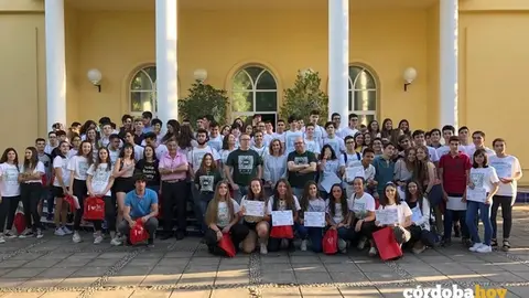 Participantes en la XXIV gymkhana matem&aacute;tica en 2019