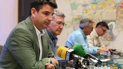 Pedro Garc&iacute;a y Emilio Garc&iacute;a en la Gerencia de Urbanismo