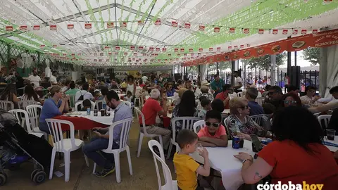 Interior de una caseta de Feria