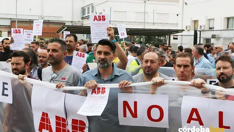 Protesta de trabajadores en ABB 1