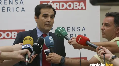 Jos&eacute; Antonio Nieto en los Desayunos del Diario C&oacute;rdoba