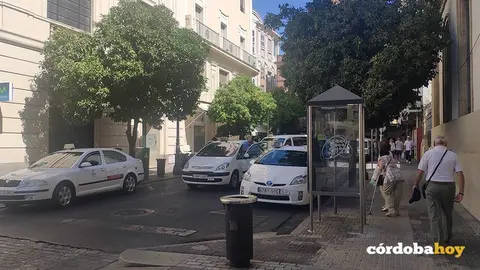 Parada de taxis en Las Tendillas