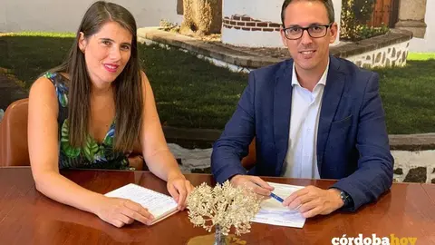 La delegada de Agricutura junto al alcalde de Pozoblanco