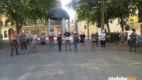 Manifestaci&oacute;n contra el matadero de Bin&eacute;far