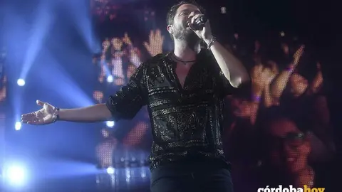 Manu Carrasco en el primero de los dos conciertos en C&oacute;rdoba 8