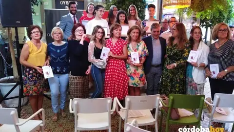 Entrega de los premios de poes&iacute;a Tintas para la Vida en el Mercado Victoria